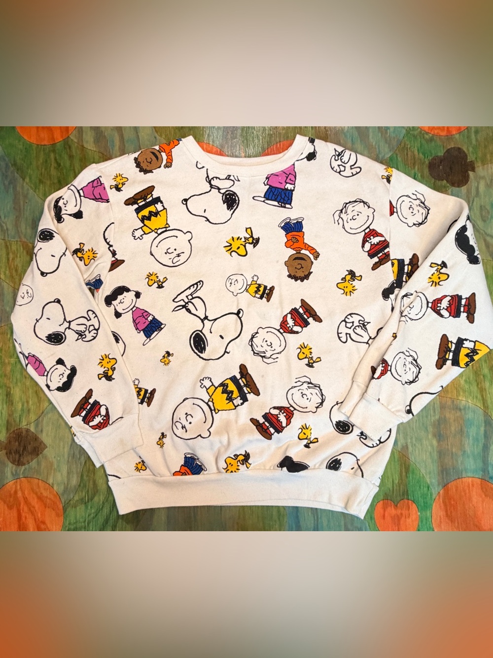 Peanuts Sweatshirt Womens Size Medium White Graphic All Over Friends Snoopy Char